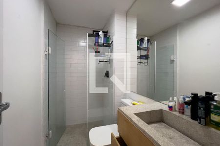 Banheiro de kitnet/studio para alugar com 1 quarto, 35m² em Cambuci, São Paulo