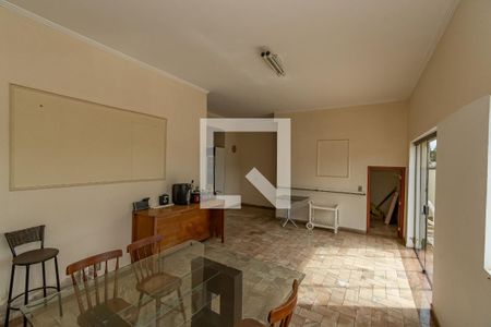 Casa à venda com 535m², 5 quartos e 8 vagas Casa à venda com 535m², 5 quartos e 8 vagasEspaço Gourmet