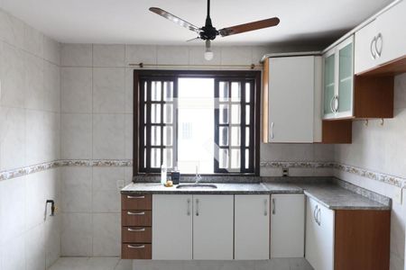 Apartamento para alugar com 400m², 2 quartos e sem vaga Apartamento para alugar com 400m², 2 quartos e sem vagaCozinha