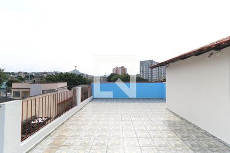 Apartamento para alugar com 400m², 2 quartos e sem vaga Apartamento para alugar com 400m², 2 quartos e sem vagaTerraço