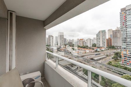 Varanda de kitnet/studio à venda com 1 quarto, 37m² em Brooklin Paulista, São Paulo