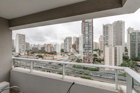 Varanda de kitnet/studio à venda com 1 quarto, 37m² em Brooklin Paulista, São Paulo