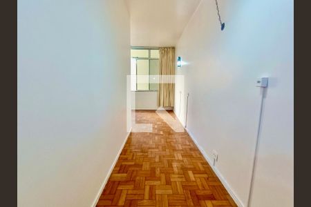Corredor Hall  de apartamento à venda com 1 quarto, 47m² em Copacabana, Rio de Janeiro
