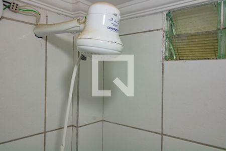 Banheiro de casa de condomínio para alugar com 1 quarto, 22m² em Cidade Vargas, São Paulo