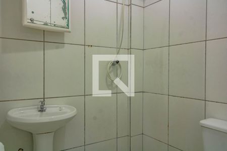 Banheiro de casa de condomínio para alugar com 1 quarto, 40m² em Cidade Vargas, São Paulo