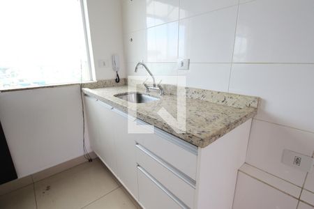 Sala/Cozinha de apartamento para alugar com 2 quartos, 51m² em Vila Aricanduva, São Paulo
