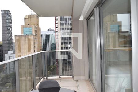 Varanda de kitnet/studio para alugar com 1 quarto, 42m² em Pinheiros, São Paulo