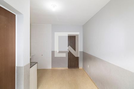 Sala/Cozinha de kitnet/studio para alugar com 1 quarto, 39m² em Campo Grande, Rio de Janeiro