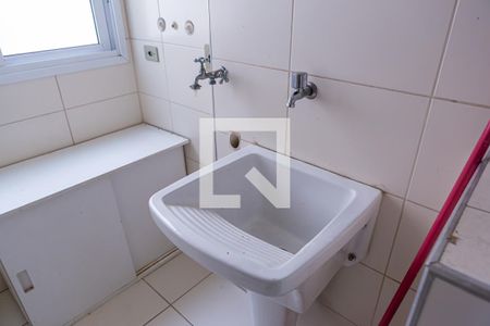 Apartamento para alugar com 70m², 3 quartos e sem vagaÁrea de Serviço