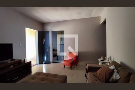 Sala de casa para alugar com 3 quartos, 200m² em Colonial, Contagem
