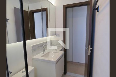 Apartamento para alugar com 70m², 2 quartos e 1 vaga Apartamento para alugar com 70m², 2 quartos e 1 vagaBanheiro 1