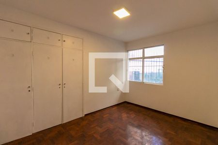 Quarto de apartamento para alugar com 3 quartos, 117m² em Santo Antônio, Belo Horizonte