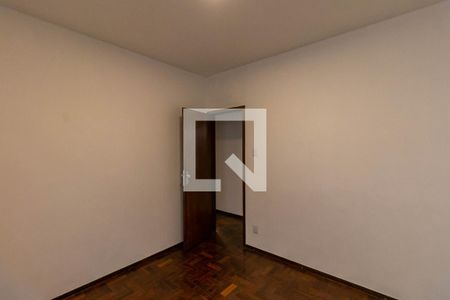 Quarto de apartamento à venda com 3 quartos, 117m² em Santo Antônio, Belo Horizonte
