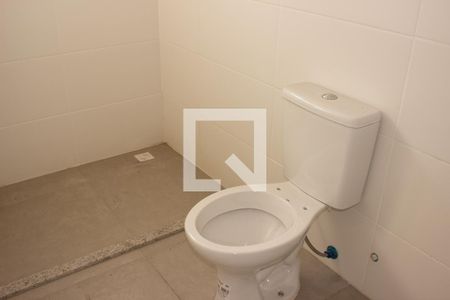 Banheiro do Quarto 1 de apartamento à venda com 2 quartos, 116m² em Cabral, Contagem