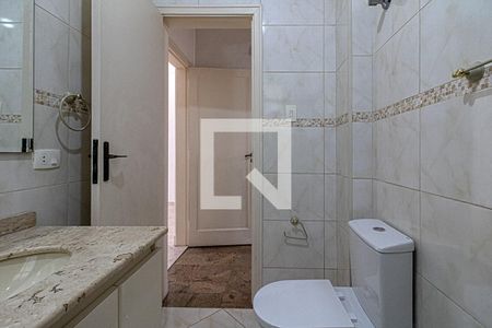  banheiro social_4 de apartamento para alugar com 2 quartos, 64m² em Aclimação, São Paulo