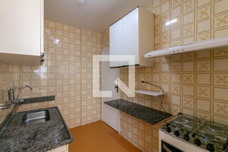 Apartamento à venda com 110m², 3 quartos e 2 vagasCozinha