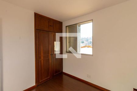 Apartamento à venda com 110m², 3 quartos e 2 vagasQuarto 2