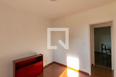 Apartamento à venda com 110m², 3 quartos e 2 vagasQuarto 2