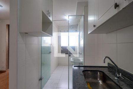 Apartamento à venda com 48m², 2 quartos e 1 vaga Apartamento à venda com 48m², 2 quartos e 1 vagaCozinha
