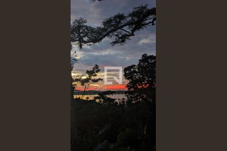 Vista de casa para alugar com 4 quartos, 180m² em Lagoa da Conceição, Florianópolis