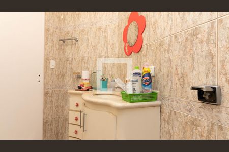 Casa à venda com 430m², 3 quartos e 4 vagas Casa à venda com 430m², 3 quartos e 4 vagasBanheiro da Suíte 2