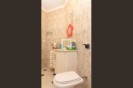 Casa à venda com 430m², 3 quartos e 4 vagas Casa à venda com 430m², 3 quartos e 4 vagasBanheiro da Suíte 2