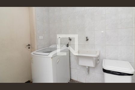 Casa à venda com 430m², 3 quartos e 4 vagas Casa à venda com 430m², 3 quartos e 4 vagasÁrea de Serviço