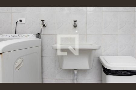 Casa à venda com 430m², 3 quartos e 4 vagas Casa à venda com 430m², 3 quartos e 4 vagasÁrea de Serviço