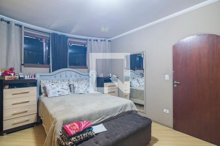 Casa à venda com 260m², 4 quartos e 2 vagasQuarto 1 Suite