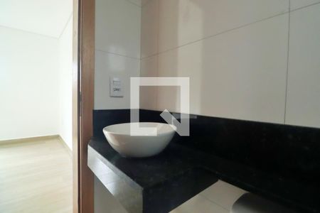 Suíte - Banheiro do Quarto 1 de apartamento para alugar com 2 quartos, 100m² em Jardim Santo Alberto, Santo André
