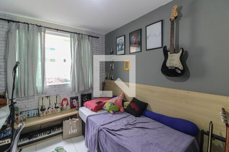 Casa de condomínio à venda com 248m², 4 quartos e 1 vagaSuíte 2