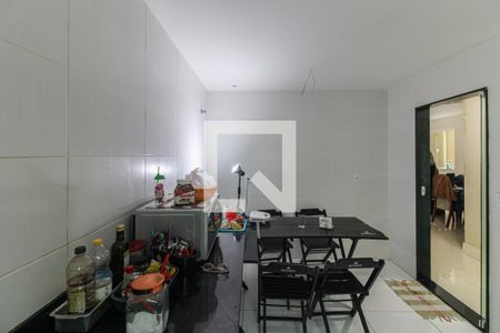 Casa de condomínio à venda com 248m², 4 quartos e 1 vagaCozinha