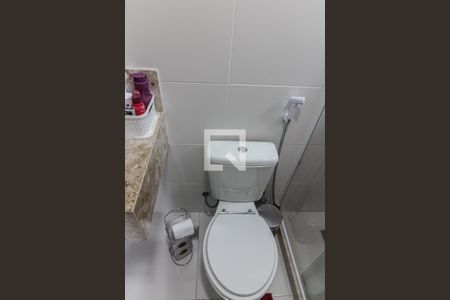 Casa de condomínio à venda com 248m², 4 quartos e 1 vagaSuíte 2 - Banheiro