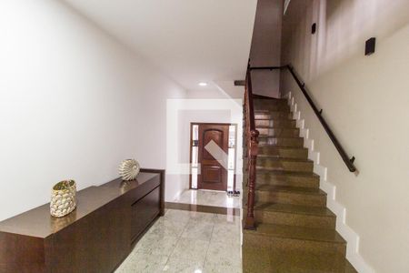 Escada de apartamento à venda com 4 quartos, 360m² em Alphaville, Santana de Parnaíba