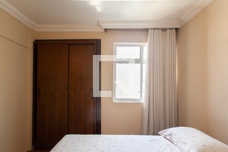 Quarto 1 de apartamento à venda com 2 quartos, 76m² em Sagrada Família, Belo Horizonte