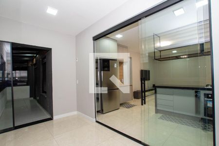 Apartamento à venda com 85m², 2 quartos e 1 vaga Apartamento à venda com 85m², 2 quartos e 1 vagaVaranda Sala