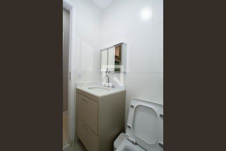 Apartamento à venda com 85m², 2 quartos e 1 vaga Apartamento à venda com 85m², 2 quartos e 1 vagaBanheiro Corredor