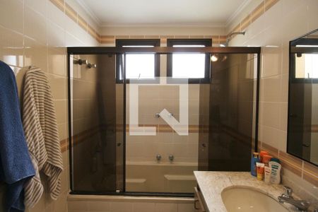 Apartamento para alugar com 180m², 3 quartos e 2 vagasBanheiro Suíte 