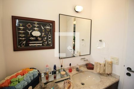 Apartamento para alugar com 180m², 3 quartos e 2 vagasLavabo