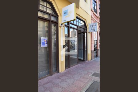 Fachada de kitnet/studio à venda com 1 quarto, 17m² em Centro, Curitiba