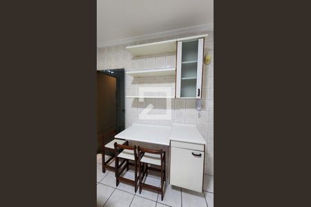 Apartamento para alugar com 97m², 3 quartos e 1 vagaDetalhe da cozinha