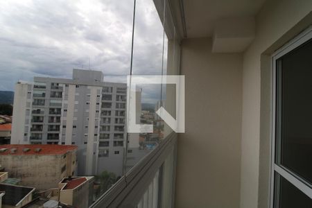Sala - varanda de apartamento para alugar com 3 quartos, 78m² em Vila Nivi, São Paulo