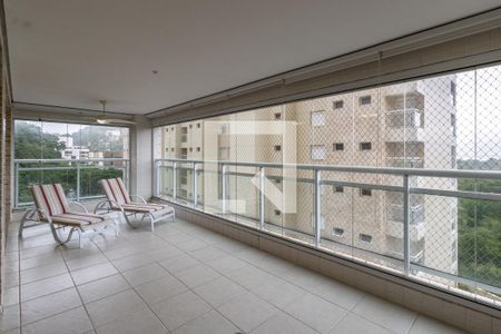 Varanda gourmet de apartamento para alugar com 4 quartos, 158m² em Parque Enseada, Guarujá