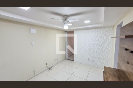 Sala de apartamento para alugar com 2 quartos, 55m² em Irajá, Rio de Janeiro