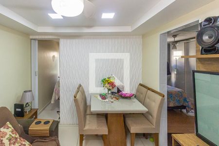Sala de apartamento para alugar com 2 quartos, 55m² em Irajá, Rio de Janeiro