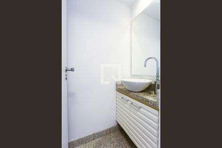 Lavabo de apartamento à venda com 3 quartos, 140m² em Vila Andrade, São Paulo