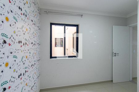 Quarto 2 de apartamento para alugar com 2 quartos, 48m² em Parque da Fonte, São José dos Pinhais