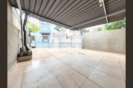 Casa à venda com 140m², 4 quartos e 2 vagasGaragem