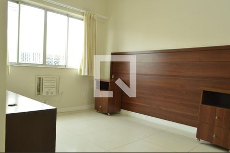 Suíte  de apartamento para alugar com 3 quartos, 90m² em Taquara, Rio de Janeiro
