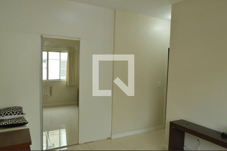 Suíte de apartamento para alugar com 3 quartos, 90m² em Taquara, Rio de Janeiro